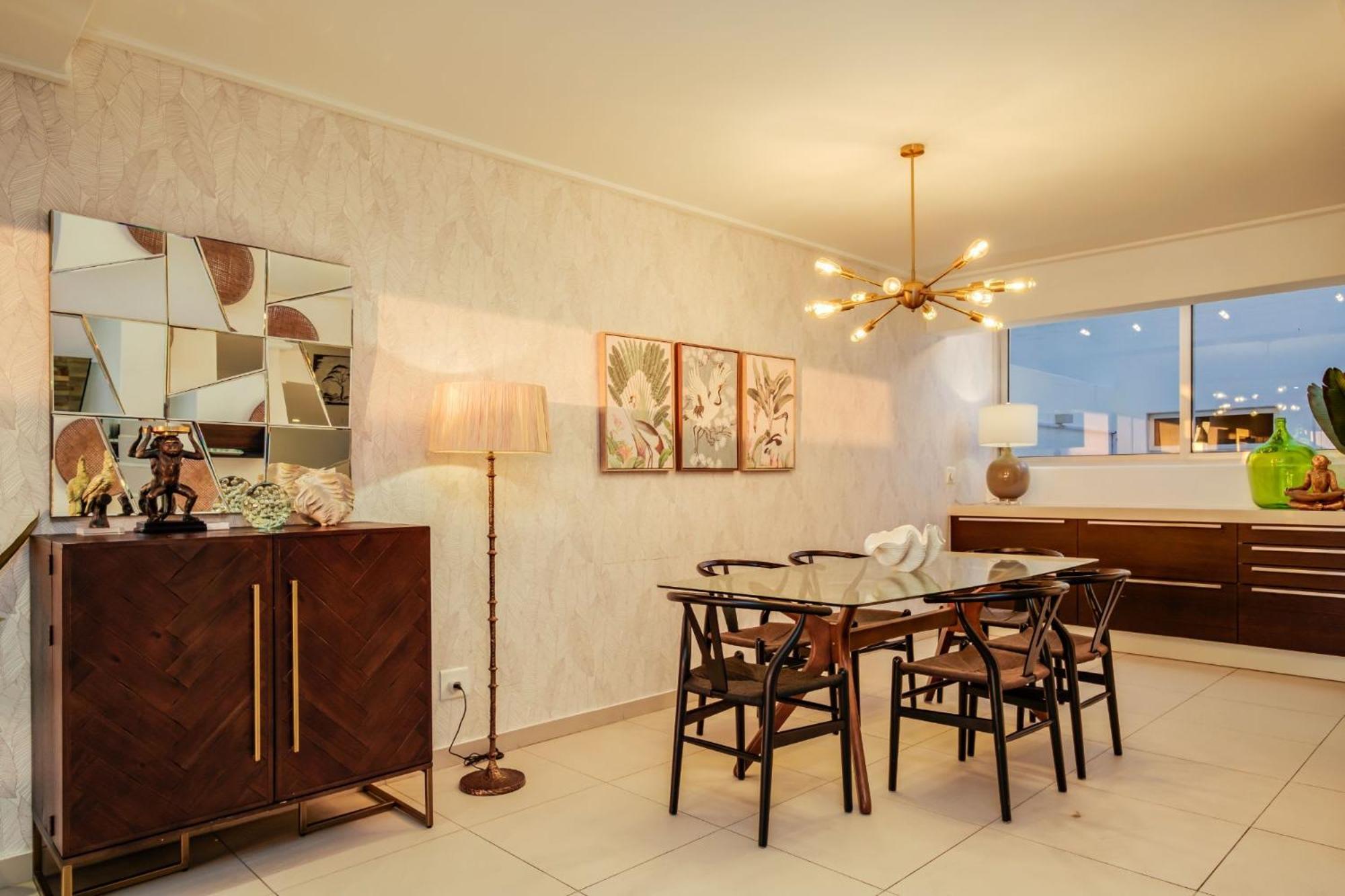 Malibu Apartment